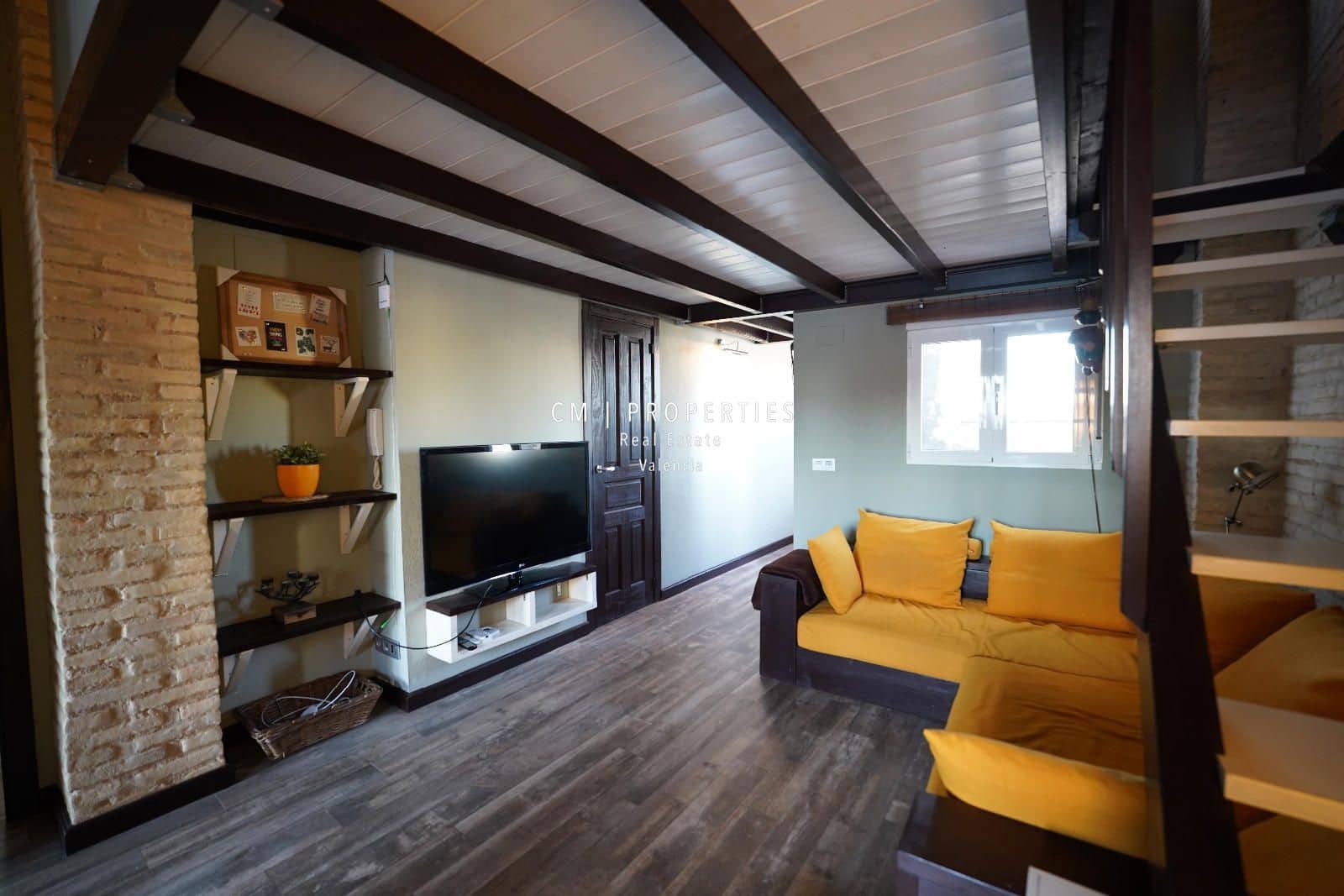 2 makuuhuone Kattohuoneisto vuokrattavana paikassa Valencia kaupunki - 1 750 € (Ref: 8617695)