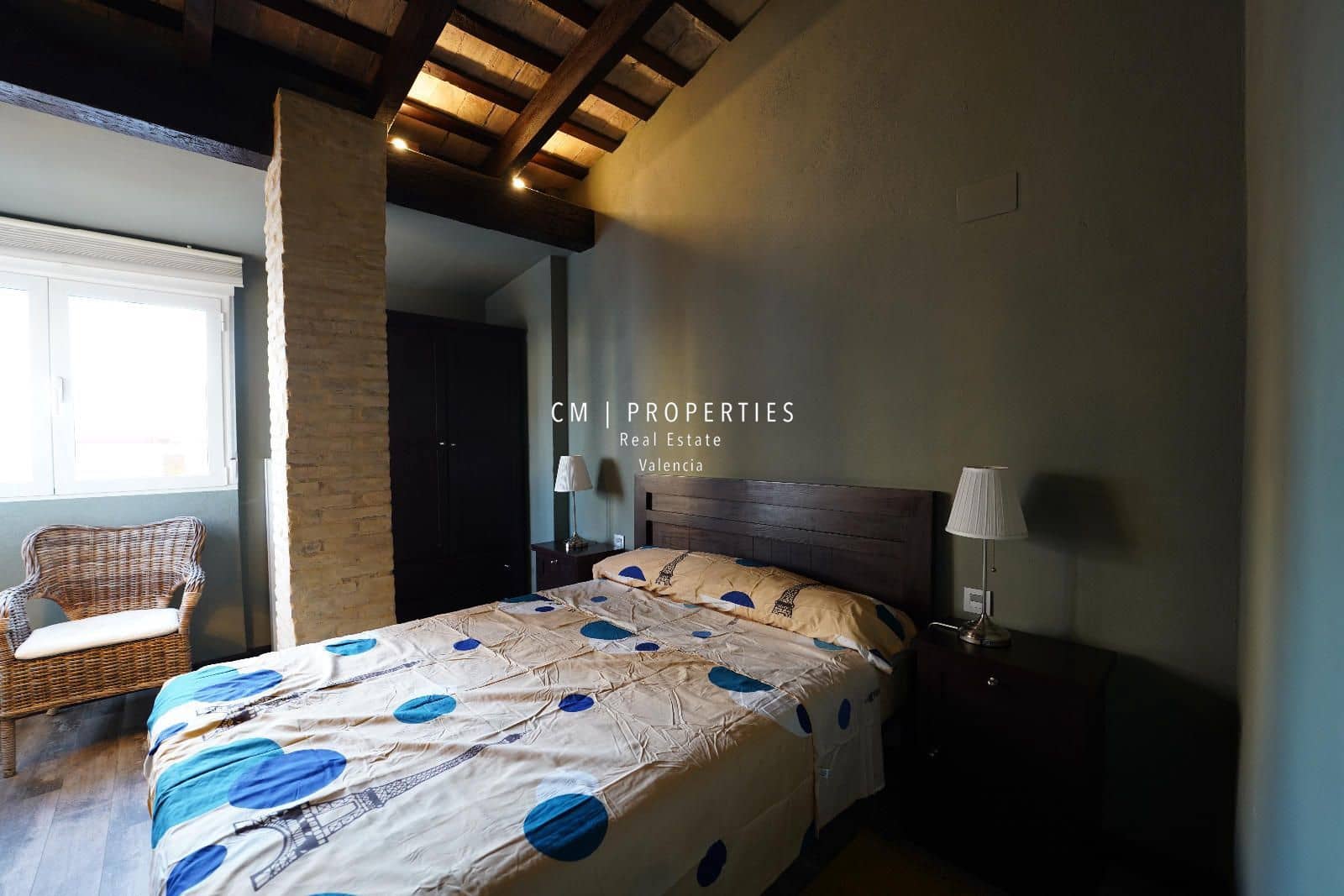 2 makuuhuone Kattohuoneisto vuokrattavana paikassa Valencia kaupunki - 1 750 € (Ref: 8617695)