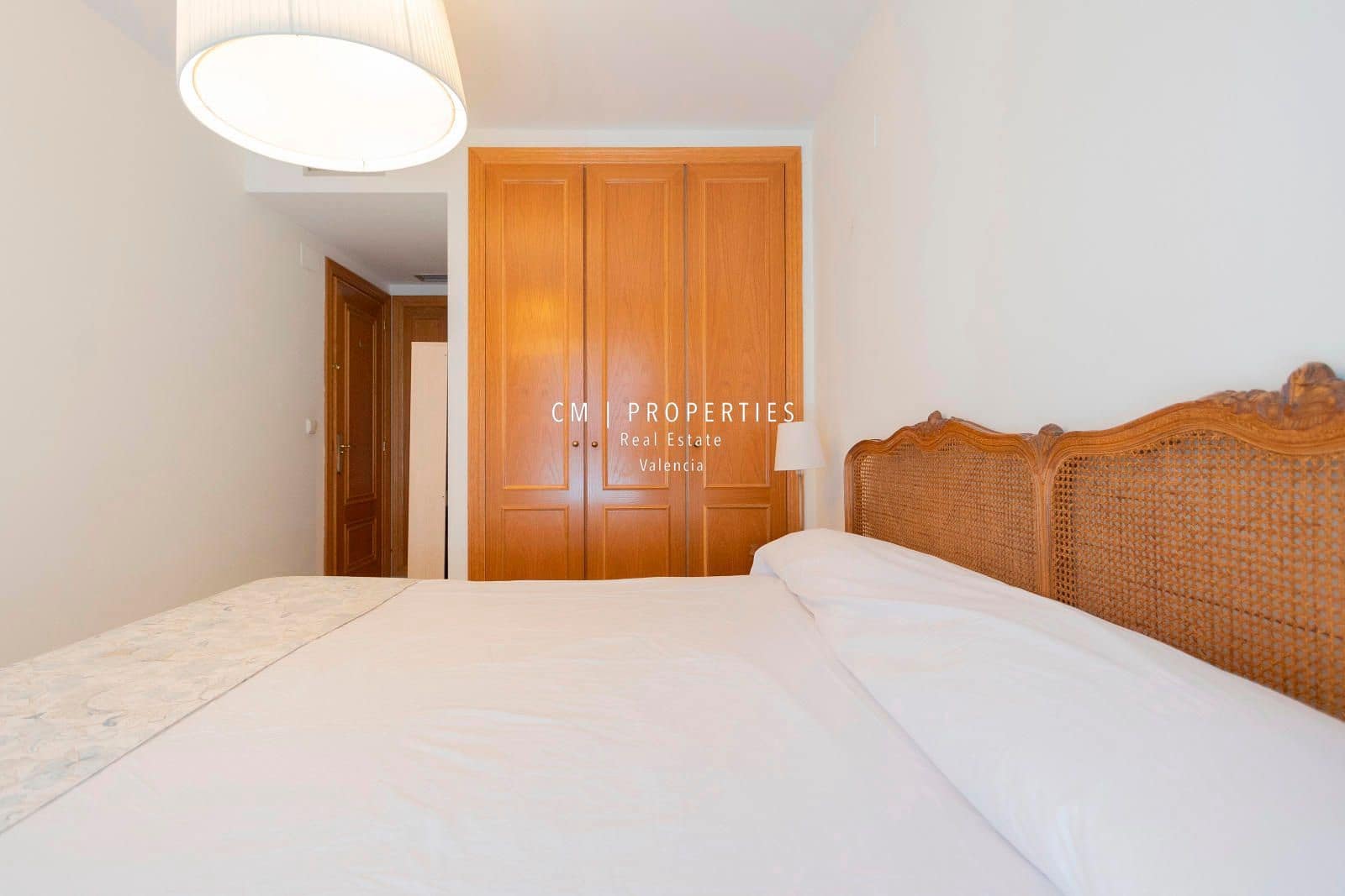 4 bedroom Flat for rent in Valencia city with garage - € 2,500 (Ref: 8617840)