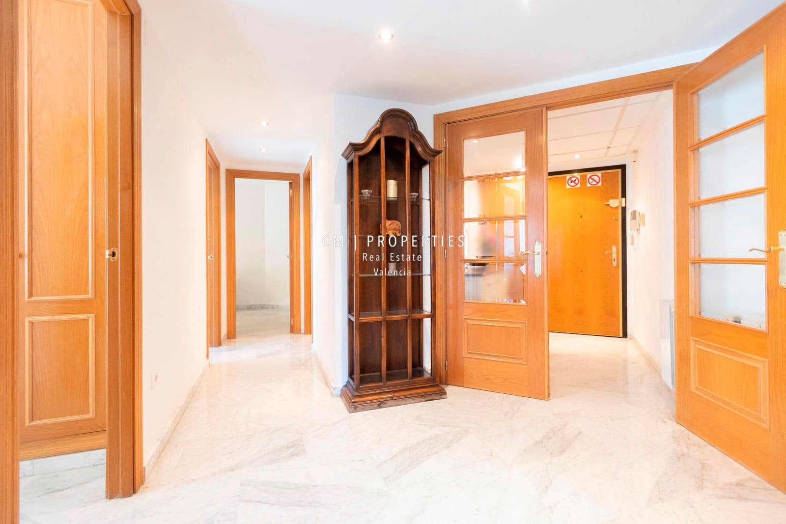 4 bedroom Flat for rent in Valencia city with garage - € 2,500 (Ref: 8617840)