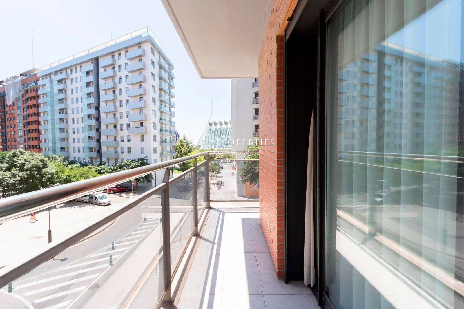 4 bedroom Flat for rent in Valencia city with garage - € 2,500 (Ref: 8617840)