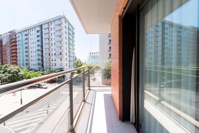 Piso de 4 habitaciones en Camins al Grau, València ciudad en alquiler con garaje - 2.500 € (Ref: 8617840)