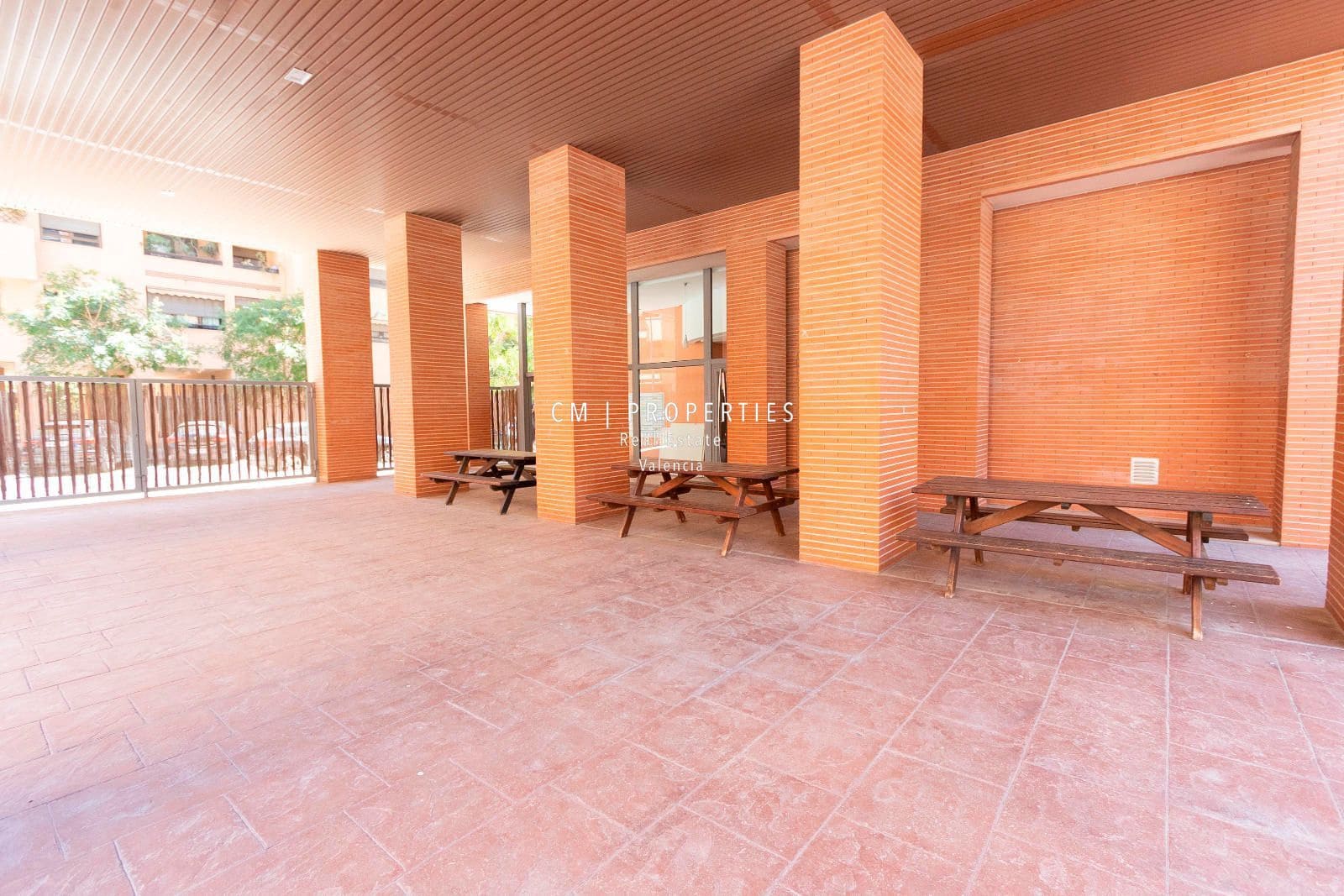 4 bedroom Flat for rent in Valencia city with garage - € 2,500 (Ref: 8617840)