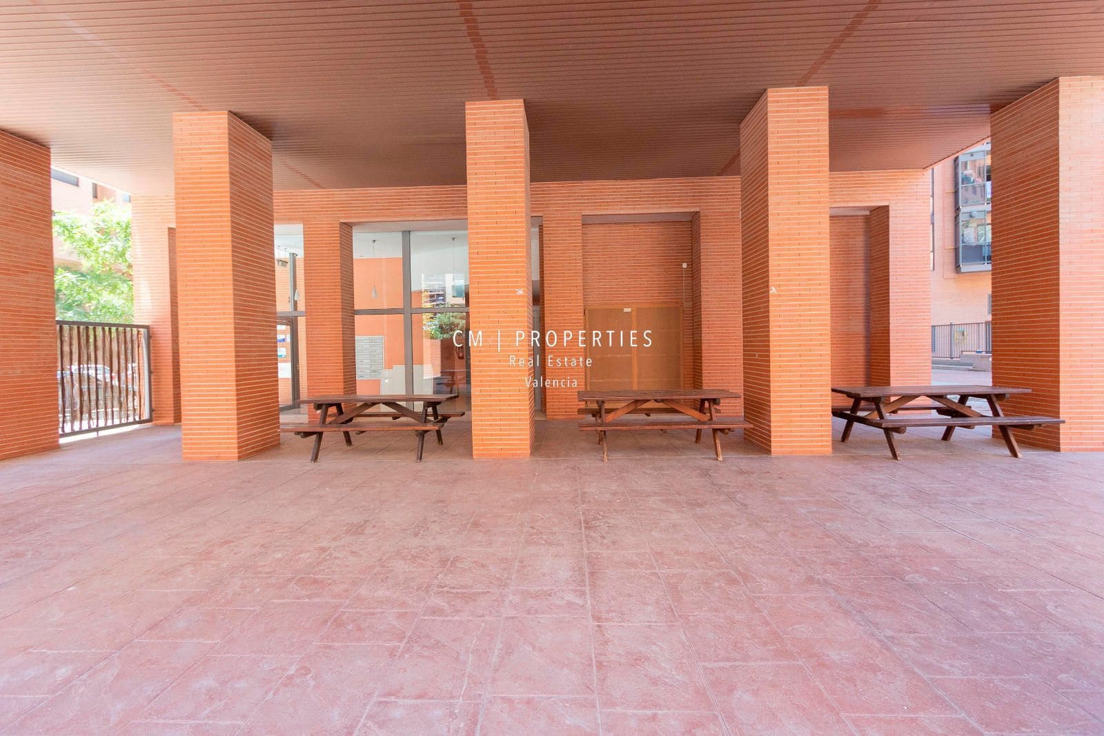 4 bedroom Flat for rent in Valencia city with garage - € 2,500 (Ref: 8617840)