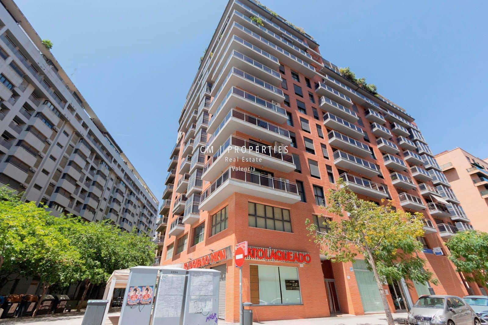 4 bedroom Flat for rent in Valencia city with garage - € 2,500 (Ref: 8617840)