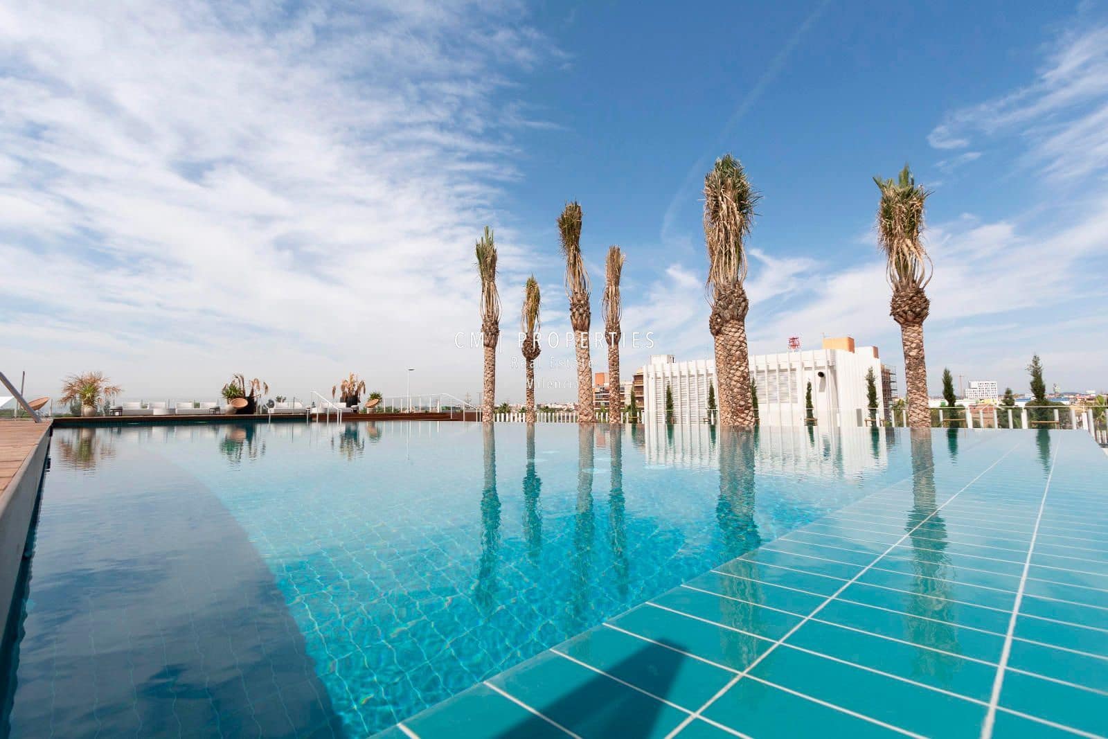 2 sovrum Lägenhet att hyra i Valencia stad med pool garage - 2 900 € (Ref: 8628242)