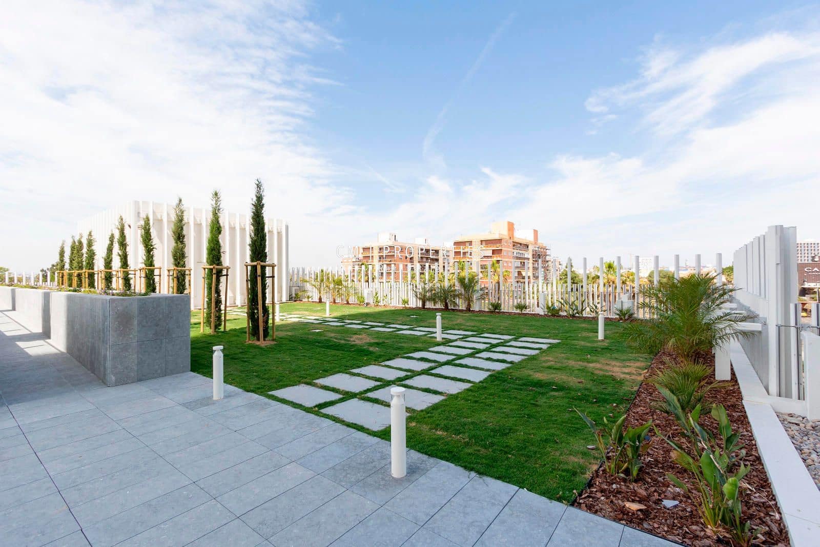 2 sovrum Lägenhet att hyra i Valencia stad med pool garage - 2 900 € (Ref: 8628242)