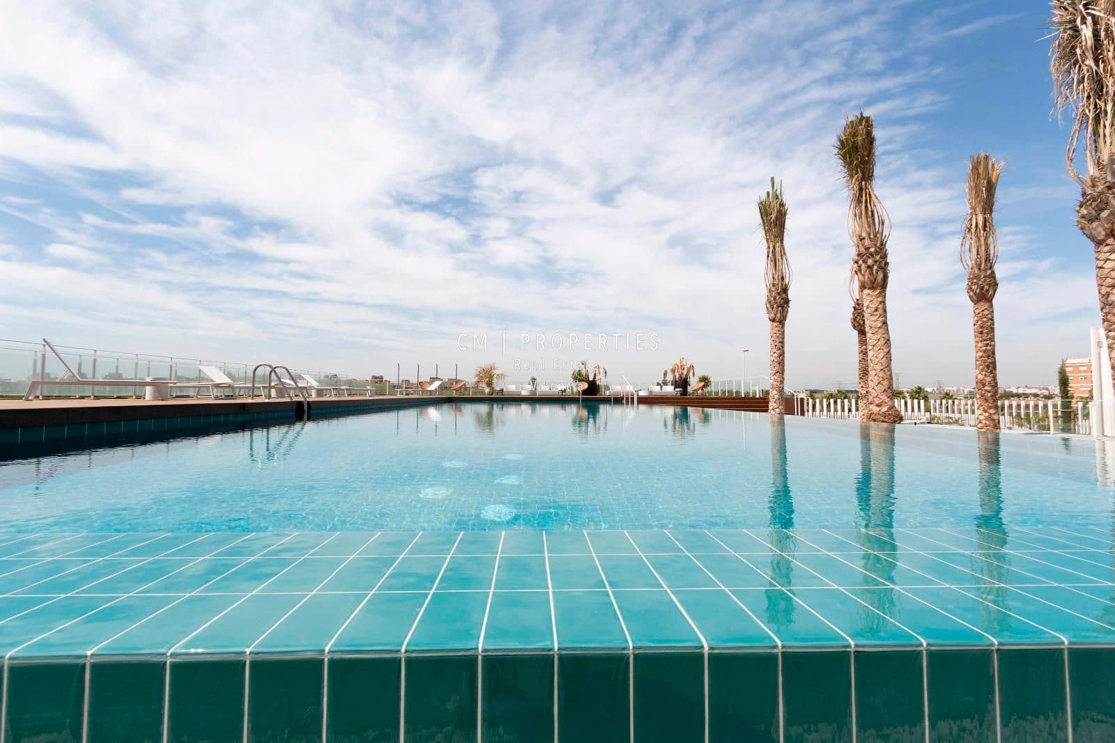 2 sovrum Lägenhet att hyra i Valencia stad med pool garage - 2 900 € (Ref: 8628242)