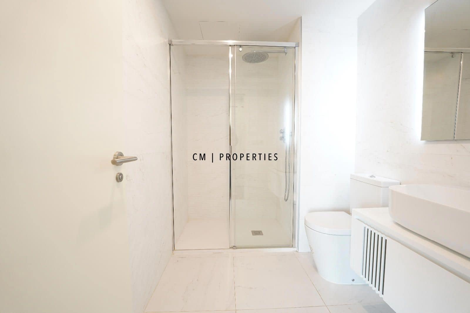 2 sovrum Lägenhet att hyra i Valencia stad med pool garage - 2 900 € (Ref: 8628242)