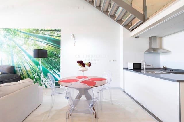 1 sypialnia Penthouse do wynajęcia w Miasto Walencja z basenem garażem - 1 250 € (Ref: 8634065)