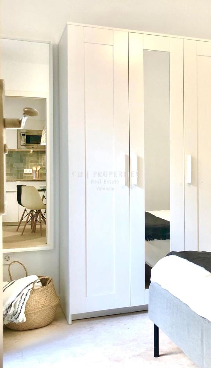 1 soverom Leilighet til leie i Valencia by - € 1 350 (Ref: 8651295)