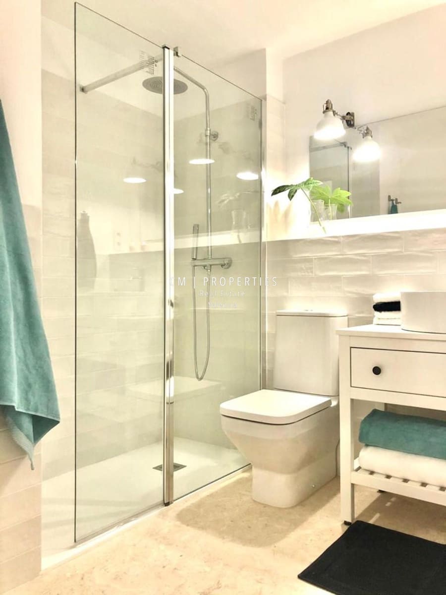 1 soverom Leilighet til leie i Valencia by - € 1 350 (Ref: 8651295)