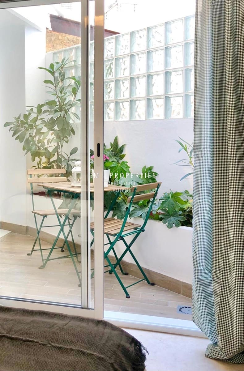 1 soverom Leilighet til leie i Valencia by - € 1 350 (Ref: 8651295)