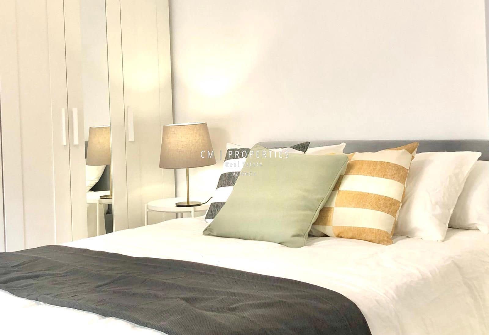 1 soverom Leilighet til leie i Valencia by - € 1 350 (Ref: 8651295)