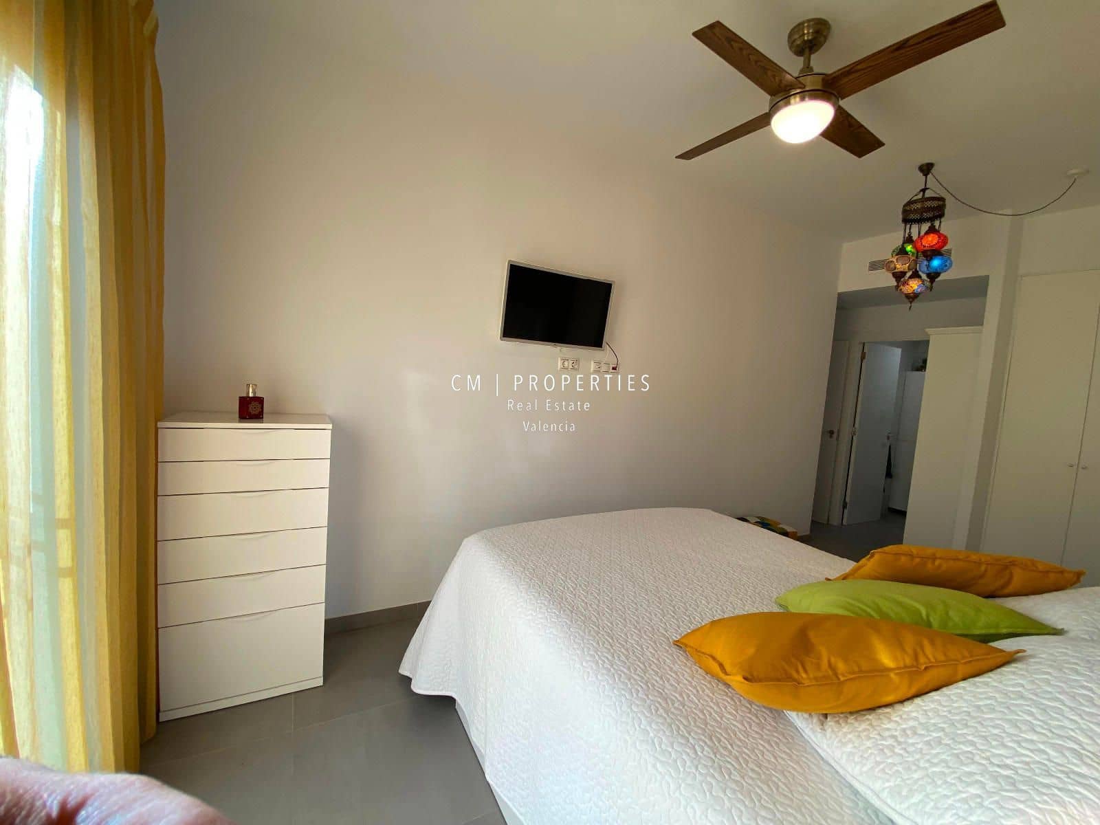 3 sovrum Lägenhet att hyra i Valencia stad med pool garage - 2 400 € (Ref: 8652070)