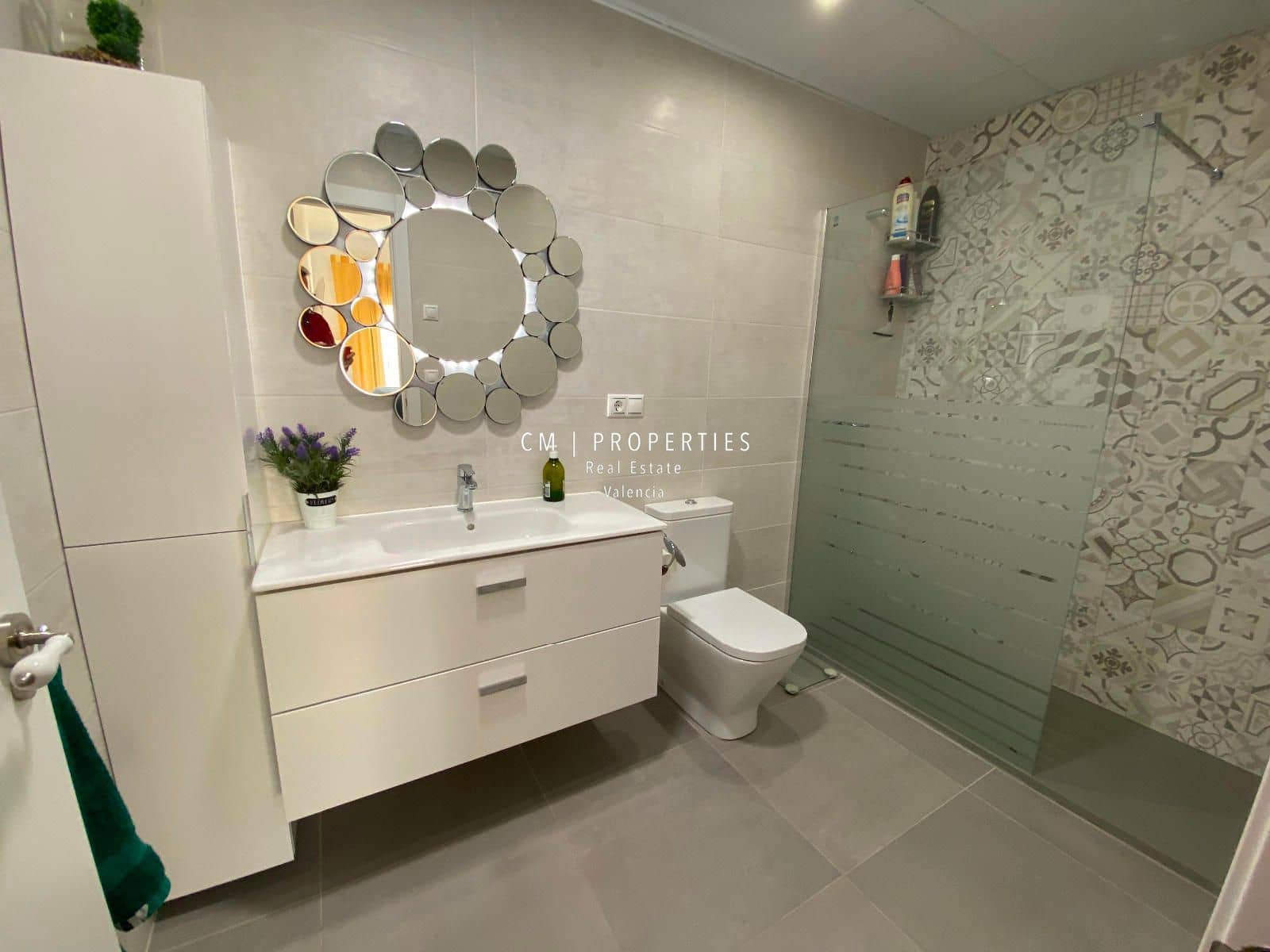 3 sovrum Lägenhet att hyra i Valencia stad med pool garage - 2 400 € (Ref: 8652070)