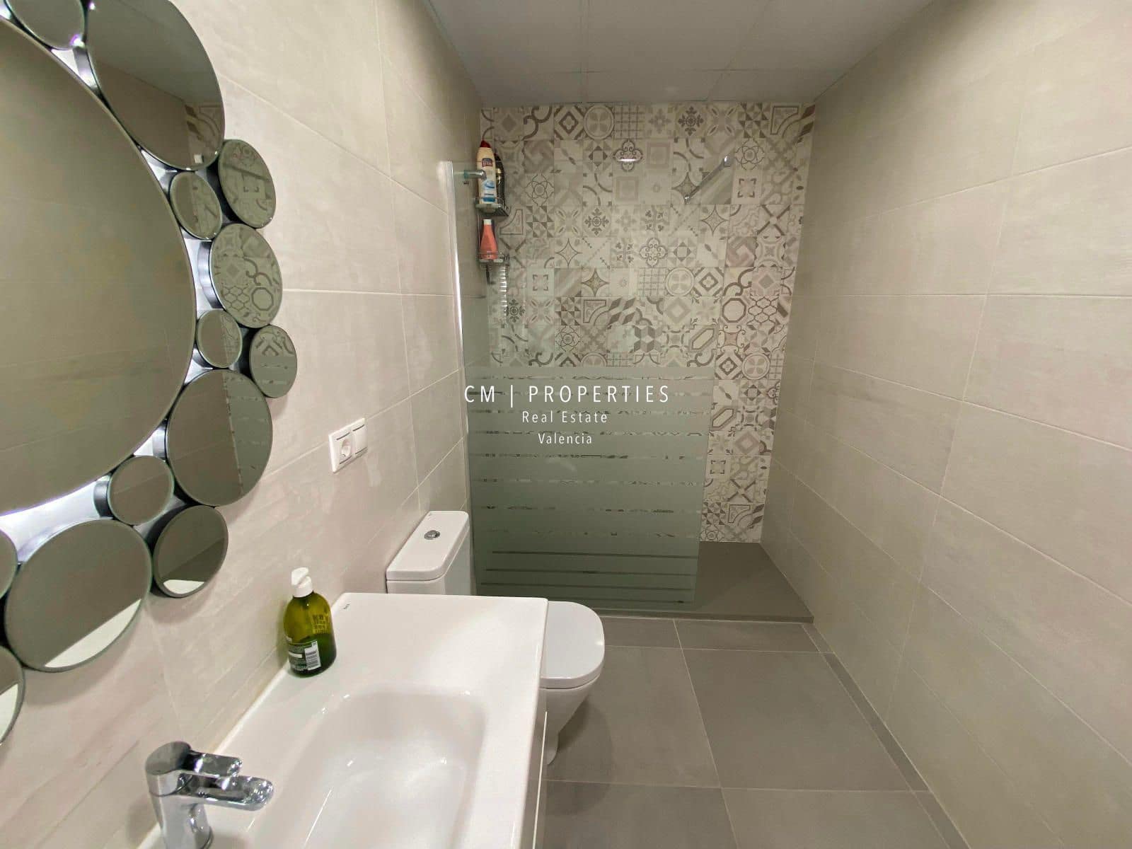 3 sovrum Lägenhet att hyra i Valencia stad med pool garage - 2 400 € (Ref: 8652070)