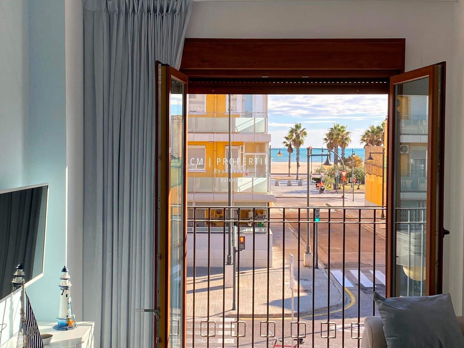 3 sovrum Lägenhet att hyra i Valencia stad med pool garage - 2 400 € (Ref: 8652070)