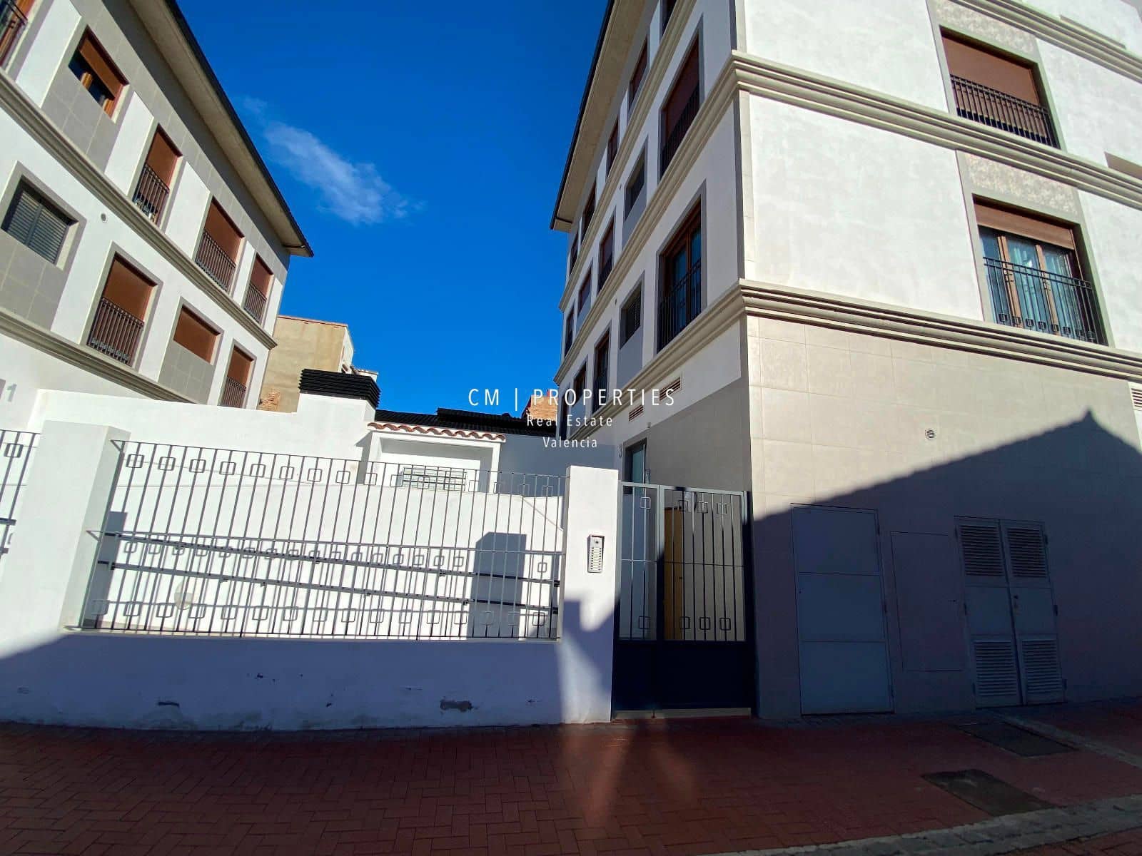 3 sovrum Lägenhet att hyra i Valencia stad med pool garage - 2 400 € (Ref: 8652070)