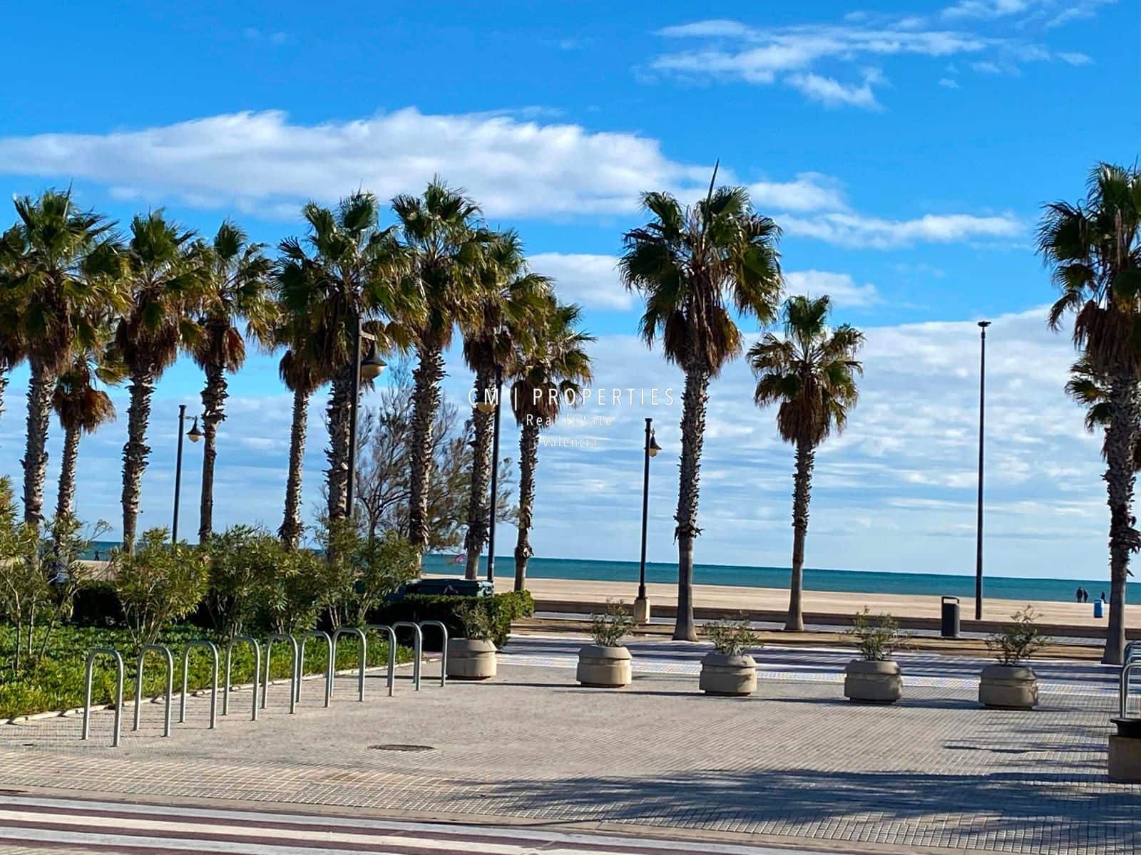 3 sovrum Lägenhet att hyra i Valencia stad med pool garage - 2 400 € (Ref: 8652070)