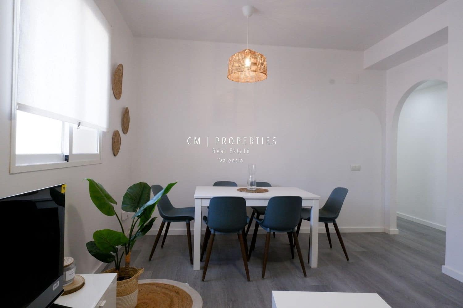 3 sovrum Lägenhet att hyra i Valencia stad - 1 300 € (Ref: 8653801)