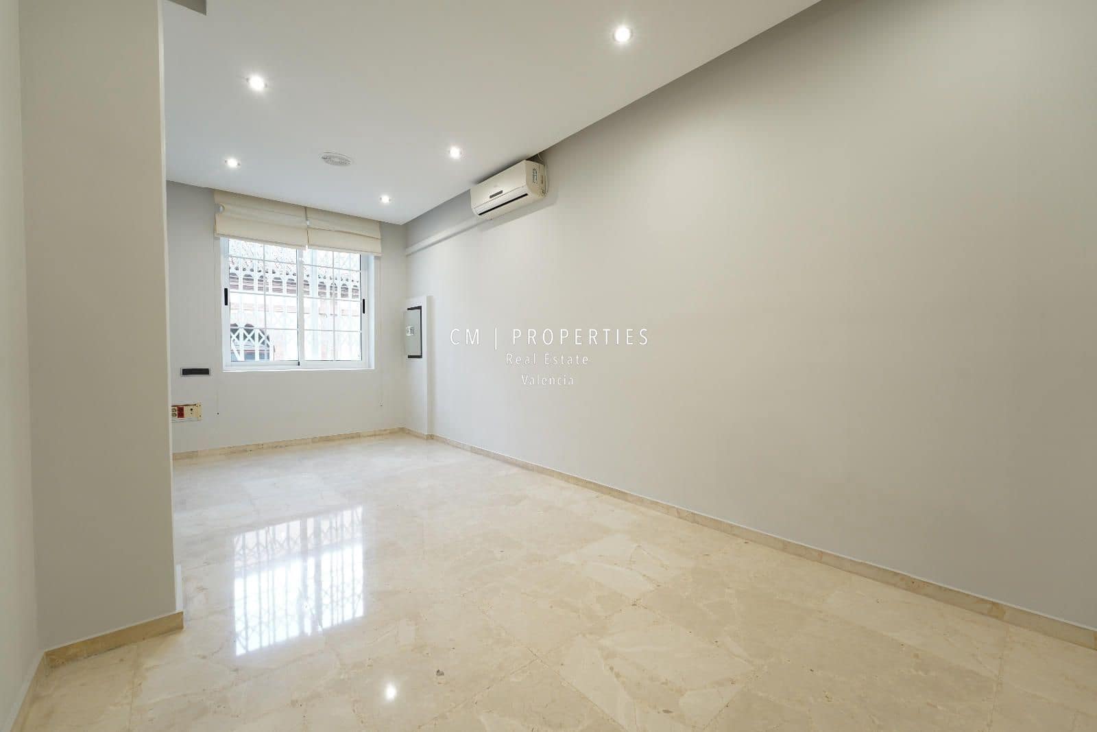 2 quarto Apartamento para arrendar em Valencia cidade - 1 300 € (Ref: 8655356)