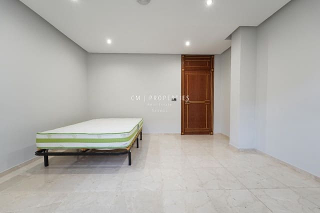 2 quarto Apartamento para arrendar em El Pla del Real, Valência cidade - 1 300 € (Ref: 8655356)