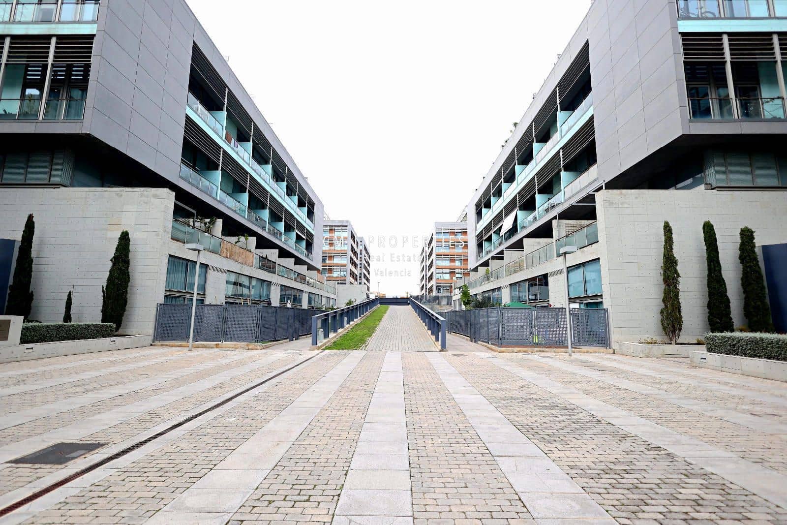 1 sovrum Lägenhet att hyra i Valencia stad med pool garage - 1 100 € (Ref: 8676588)