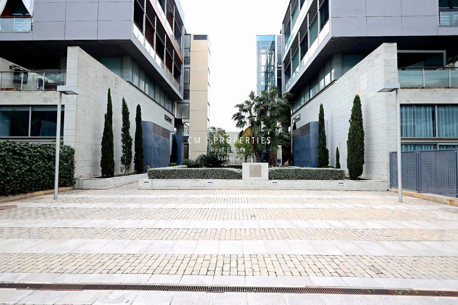 1 sovrum Lägenhet att hyra i Valencia stad med pool garage - 1 100 € (Ref: 8676588)