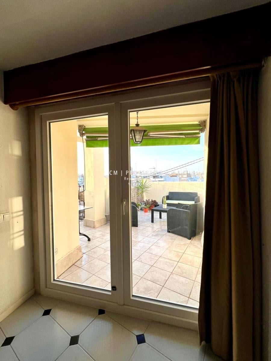 2 sovrum Takvåning att hyra i Valencia stad - 1 600 € (Ref: 8681031)