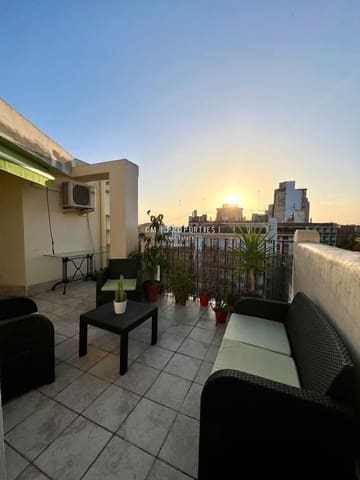 2 sovrum Takvåning att hyra i L'Eixample, Valencia stad - 1 600 € (Ref: 8681031)
