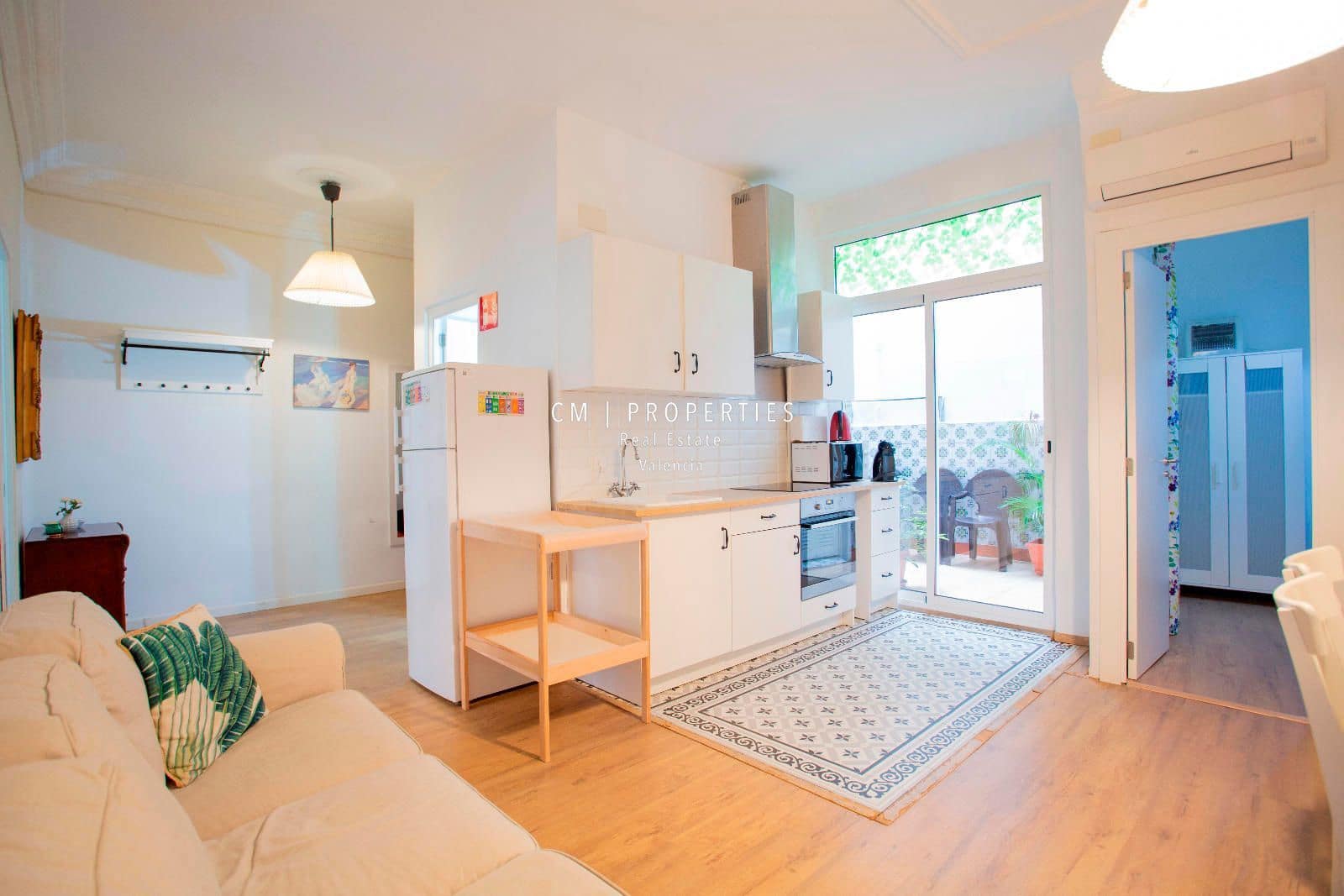 4 sovrum Lägenhet att hyra i Valencia stad - 1 800 € (Ref: 8695888)