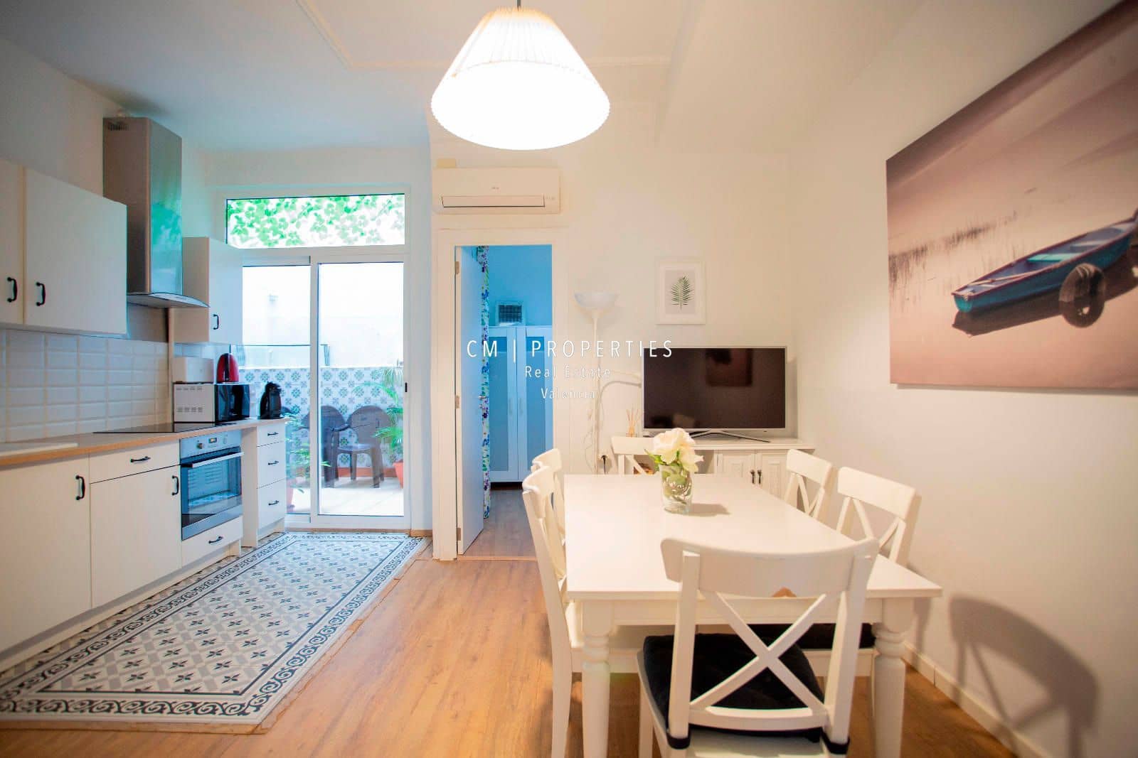 4 sovrum Lägenhet att hyra i Valencia stad - 1 800 € (Ref: 8695888)