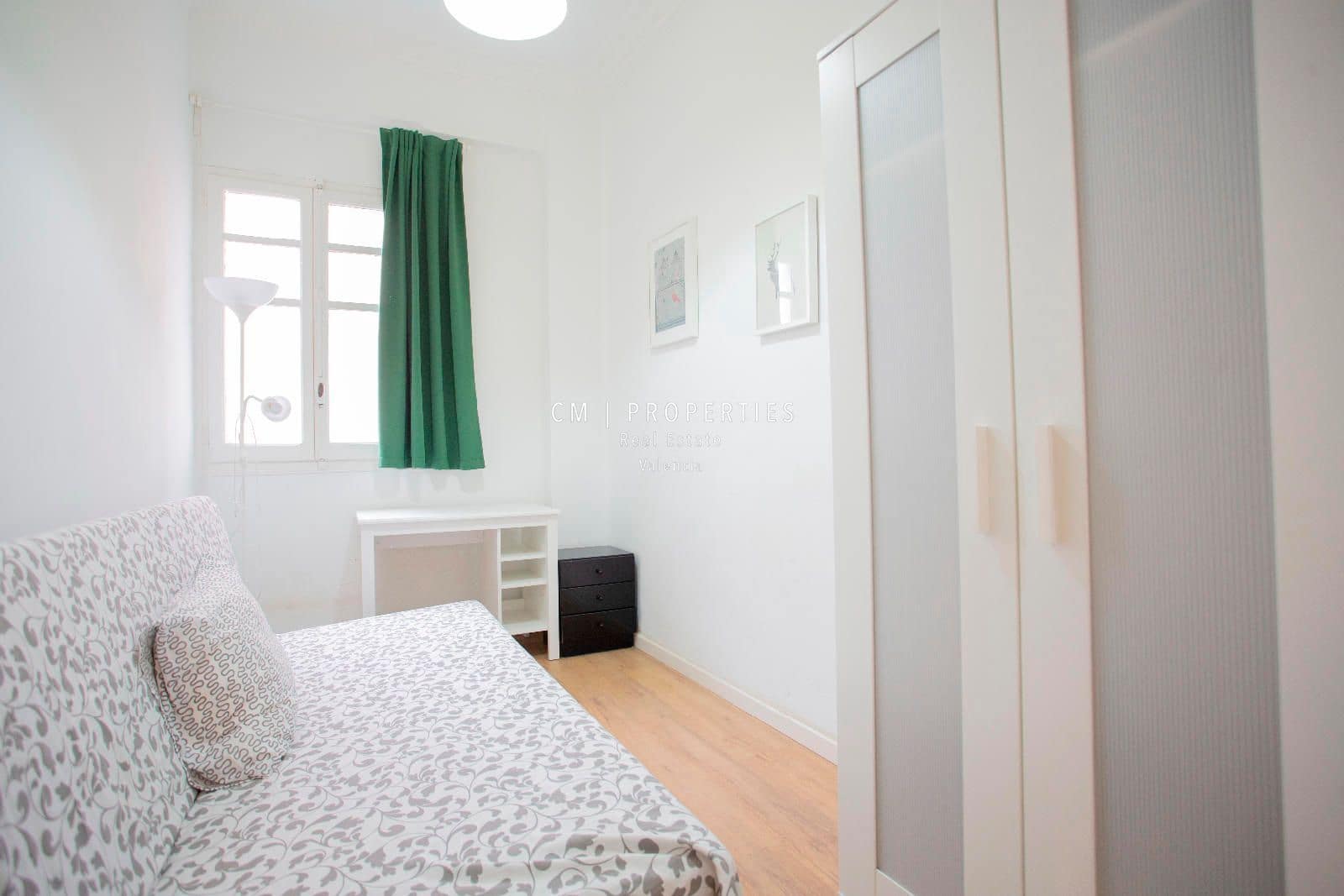 4 sovrum Lägenhet att hyra i Valencia stad - 1 800 € (Ref: 8695888)