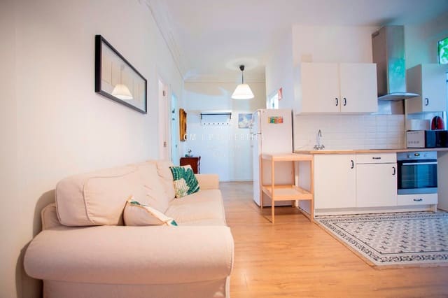 4 sovrum Lägenhet att hyra i Valencia stad - 1 800 € (Ref: 8695888)