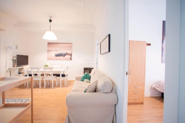 4 sovrum Lägenhet att hyra i Valencia stad - 1 800 € (Ref: 8695888)