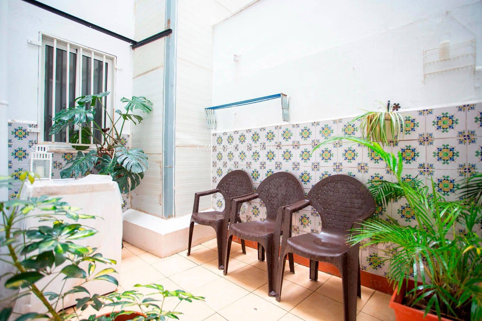 4 sovrum Lägenhet att hyra i Valencia stad - 1 800 € (Ref: 8695888)