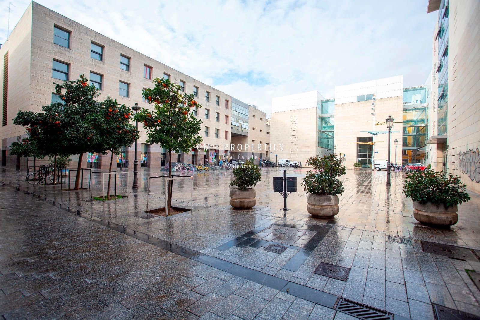 4 sovrum Lägenhet att hyra i Valencia stad - 1 800 € (Ref: 8695888)