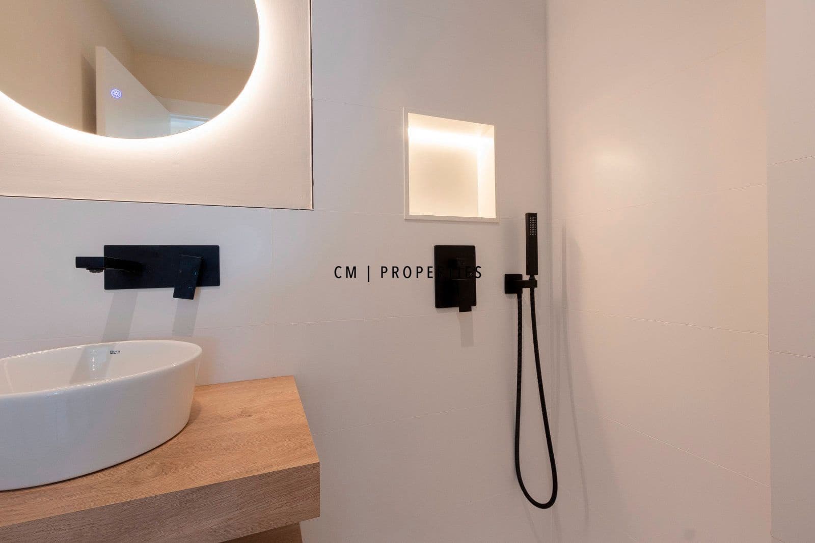 1 makuuhuone Asunto vuokrattavana paikassa Valencia kaupunki - 1 100 € (Ref: 8697552)