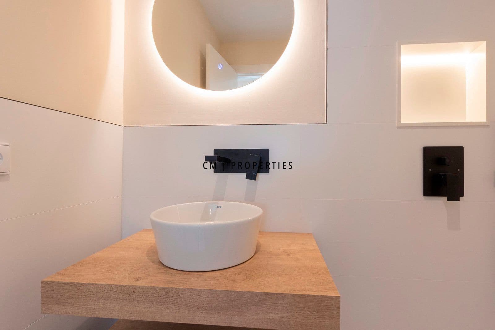 1 makuuhuone Asunto vuokrattavana paikassa Valencia kaupunki - 1 100 € (Ref: 8697552)