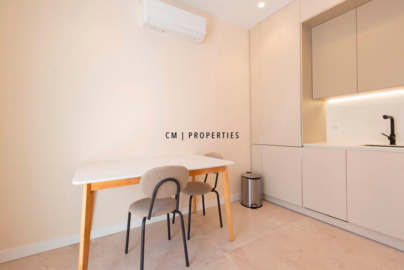 1 makuuhuone Asunto vuokrattavana paikassa Valencia kaupunki - 1 100 € (Ref: 8697552)