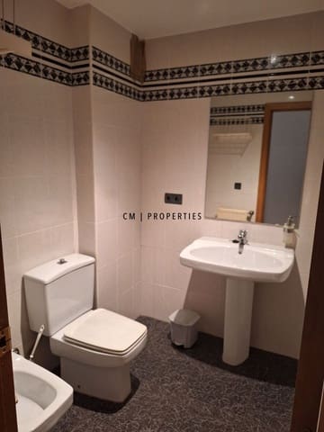 3 slaapkamer Penthouse te huur in Extramurs, Valencia stad met garage - € 2.500 (Ref: 8698784)