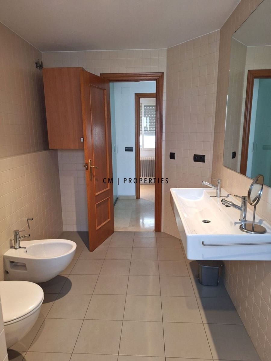 3 sypialnia Penthouse do wynajęcia w Miasto Walencja z garażem - 2 500 € (Ref: 8698784)