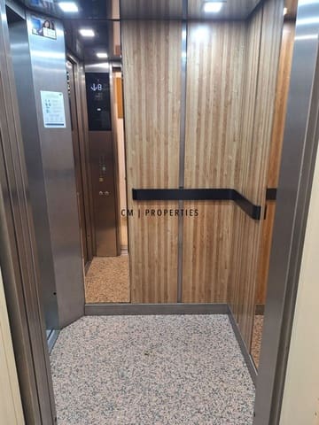 3 slaapkamer Penthouse te huur in Extramurs, Valencia stad met garage - € 2.500 (Ref: 8698784)