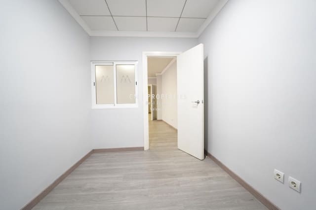 Kantoor te huur in Nou Moles, Valencia stad - € 1.100 (Ref: 8728833)