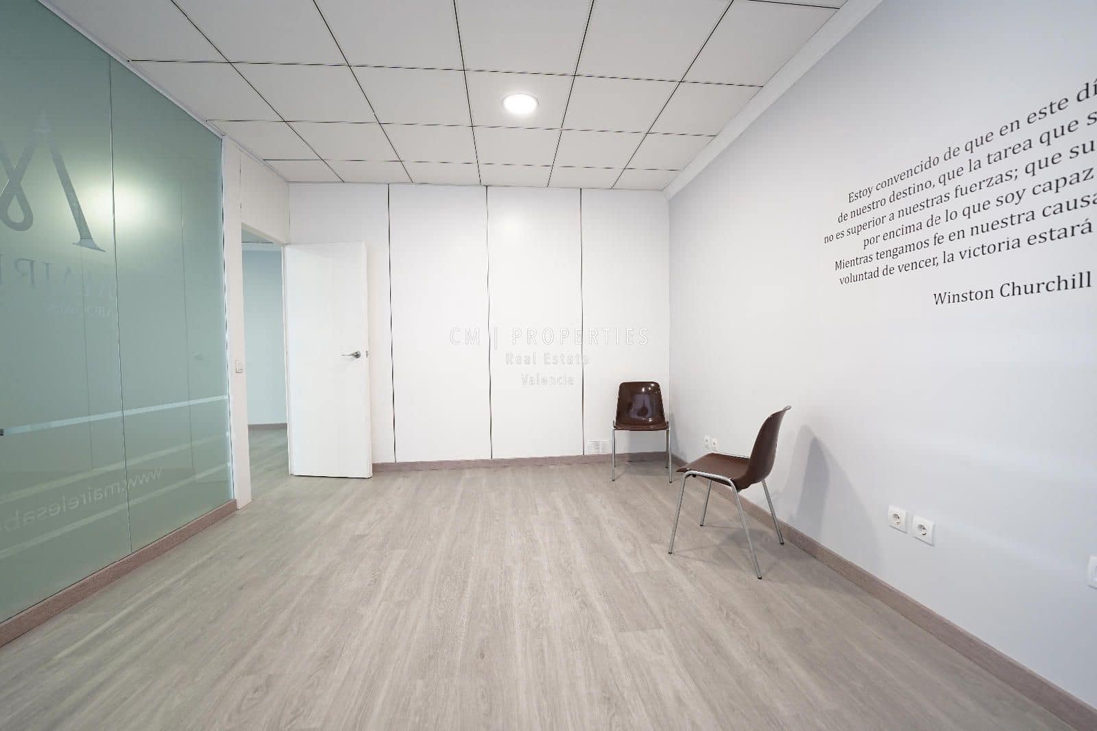 Office for rent in Valencia city - € 1,100 (Ref: 8728833)