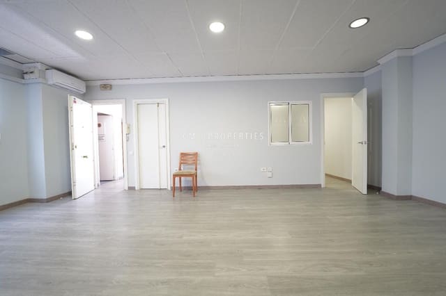 Kantoor te huur in Nou Moles, Valencia stad - € 1.100 (Ref: 8728833)