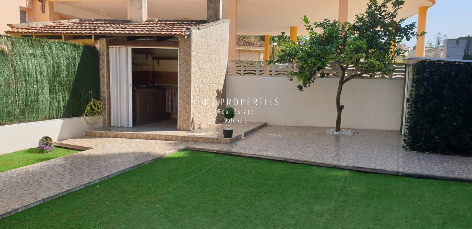 3 slaapkamer Villa te huur in La Canada met zwembad - € 1.250 (Ref: 8738087)