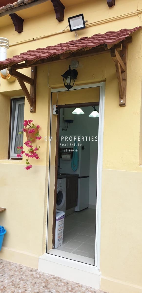 3 slaapkamer Villa te huur in La Canada met zwembad - € 1.250 (Ref: 8738087)