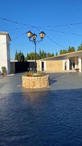 5 quarto Moradia para venda em Picassent com piscina - 800 000 € (Ref: 8738363)